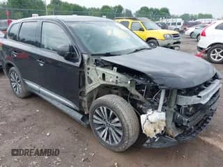 2019 Mitsubishi Outlander ES с VIN JA4AZ3A39KZ055673, выставлен на аукционе IAAI как лот 42459555 с пробегом 97 433 миль миль и . История ставок и продаж доступна на DreamBid. Изображение 1.