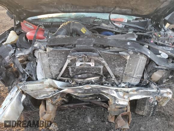 2003 Chevrolet Silverado 2500HD LT z VIN 1GCHK29133E174723, wystawiony jako Copart lot #47583165 z przebiegiem Nie podano mil oraz Szkoda całkowita • Salvage title. Historia ofert i sprzedaży dostępna na DreamBid. Obrazek 11.