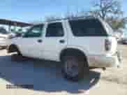 1998 Chevrolet Blazer LT z VIN 1GNDT13W0W2139791, wystawiony jako Copart lot #82224464 z przebiegiem 171 508 mil mil oraz Nie do naprawy • Non repairable. Historia ofert i sprzedaży dostępna na DreamBid. Obrazek 2.