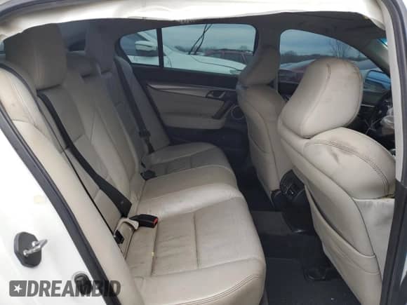 2010 Acura TL Technology с VIN 19UUA9F56AA008994, выставлен на аукционе Copart как лот 87426524 с пробегом 224 393 миль миль и На запчасти • Non repairable. История ставок и продаж доступна на DreamBid. Изображение 10.