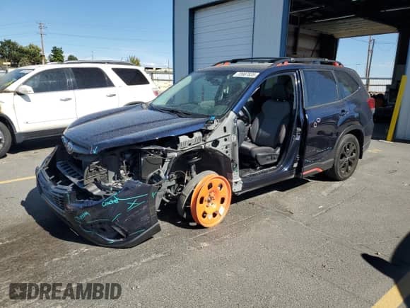 2020 Subaru Forester Special Sports z VIN JF2SKARC1LH593493, wystawiony jako Copart lot #72087835 z przebiegiem 35 572 mil mil oraz Szkoda całkowita • Salvage title. Historia ofert i sprzedaży dostępna na DreamBid. Obrazek 1.