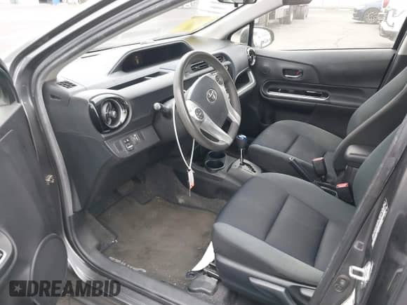 2015 Toyota Prius One z VIN JTDKDTB38F1109041, wystawiony jako IAAI lot #43172194 z przebiegiem 149 176 mil mil oraz . Historia ofert i sprzedaży dostępna na DreamBid. Obrazek 18.