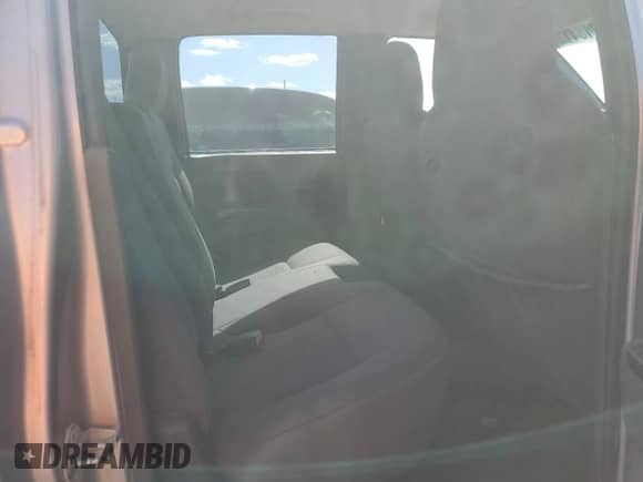 2006 Chevrolet Colorado 2LT with VIN 1GCCS136568195956, listed as a Copart auction lot 70713415 with 239,354 mi miles and Clean title. Bid and sale history available at DreamBid. Image 10.