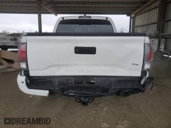 2023 Toyota Tacoma Limited с VIN 3TMEZ5CNXPM220317, выставлен на аукционе Copart как лот 44797935 с пробегом 5 269 миль миль и Списание • Salvage title. История ставок и продаж доступна на DreamBid. Изображение 6.