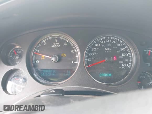 2013 Chevrolet Tahoe LT с VIN 1GNSKBE06DR105755, выставлен на аукционе IAAI как лот 42879117 с пробегом 171 005 миль миль и . История ставок и продаж доступна на DreamBid. Изображение 7.