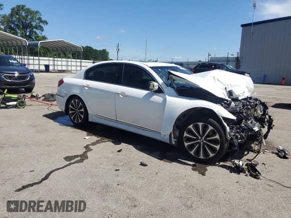 2013 Hyundai Genesis R-Spec z VIN KMHGC4DH8DU245510, wystawiony jako Copart lot #60907745 z przebiegiem Nie podano mil oraz Nie do naprawy • Non repairable. Historia ofert i sprzedaży dostępna na DreamBid. Obrazek 4.