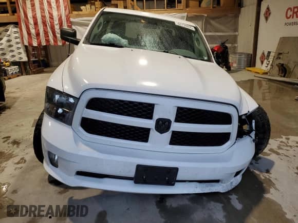 2018 Ram 1500 Express z VIN 1C6RR7FT8JS328478, wystawiony jako Copart lot #63734695 z przebiegiem 96 894 mil mil oraz Szkoda całkowita • Salvage title. Historia ofert i sprzedaży dostępna na DreamBid. Obrazek 5.