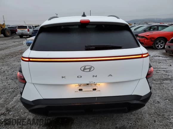 2024 Hyundai Kona SEL with VIN KM8HB3ABXRU185108, listed as a Copart auction lot 82049894 with 9,184 mi miles and Clean title. Bid and sale history available at DreamBid. Image 6.