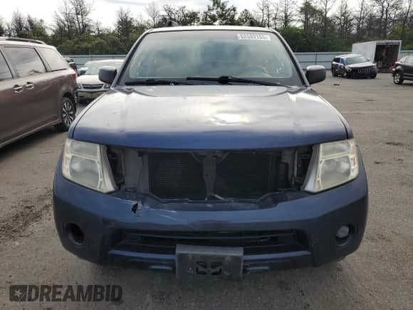 2008 Nissan Pathfinder SE z VIN 5N1AR18B38C621793, wystawiony jako Copart lot #62580165 z przebiegiem 197 482 mil mil oraz Czysty tytuł • Clean title. Historia ofert i sprzedaży dostępna na DreamBid. Obrazek 5.