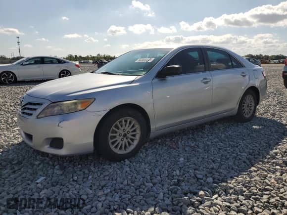 2010 Toyota Camry with VIN 4T1BF3EK1AU099825, listed as a Copart auction lot 90383445 with 137,987 mi miles and Clean title. Bid and sale history available at DreamBid. Image 1.