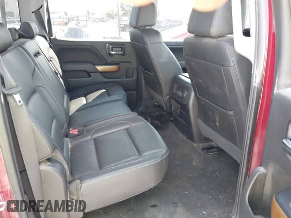 2018 Chevrolet Silverado 1500 LTZ z VIN 3GCUKSEC7JG292396, wystawiony jako IAAI lot #43262571 z przebiegiem Nie podano mil oraz . Historia ofert i sprzedaży dostępna na DreamBid. Obrazek 8.