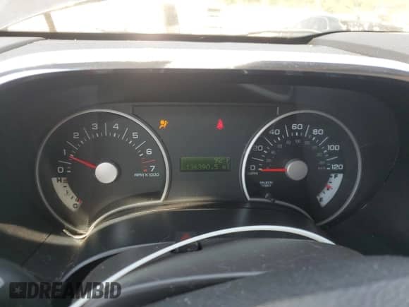 2008 Ford Explorer XLT z VIN 1FMEU63E18UA92885, wystawiony jako Copart lot #71857385 z przebiegiem 136 390 mil mil oraz Czysty tytuł • Clean title. Historia ofert i sprzedaży dostępna na DreamBid. Obrazek 9.