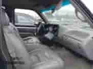 1995 Chevrolet Suburban с VIN 1GNFK16KXSJ391827, выставлен на аукционе IAAI как лот 41840715 с пробегом 143 603 миль миль и . История ставок и продаж доступна на DreamBid. Изображение 5.