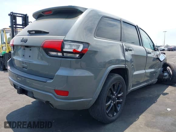 2020 Jeep Grand Cherokee Laredo E с VIN 1C4RJFAG6LC383531, выставлен на аукционе IAAI как лот 42770464 с пробегом 42 051 миль миль и . История ставок и продаж доступна на DreamBid. Изображение 4.