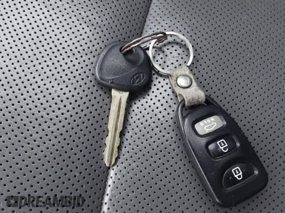 2014 Hyundai Elantra SE with VIN KMHDH4AE6EU082534, listed as a IAAI auction lot 43538816 with 122,453 mi miles and . Bid and sale history available at DreamBid. Image 11.