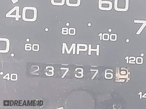 1993 Nissan Frontier z VIN 1N6SD11S4PC374510, wystawiony jako IAAI lot #43355222 z przebiegiem 237 376 mil mil oraz . Historia ofert i sprzedaży dostępna na DreamBid. Obrazek 7.