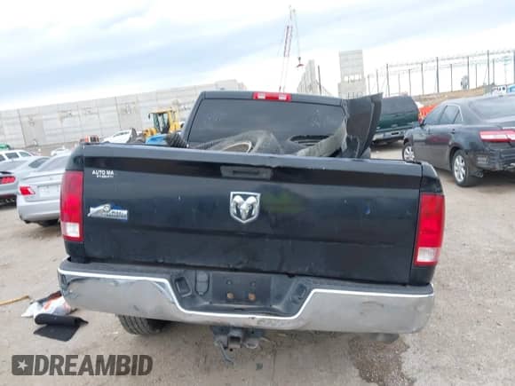 2014 Ram 1500 Tradesman z VIN 1C6RR6FT4ES312584, wystawiony jako IAAI lot #42475191 z przebiegiem 199 258 mil mil oraz . Historia ofert i sprzedaży dostępna na DreamBid. Obrazek 16.