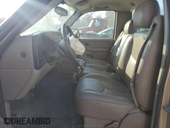 2006 Chevrolet Silverado 1500 LS z VIN 1GCEC14V66Z239551, wystawiony jako Copart lot #80305714 z przebiegiem 104 206 mil mil oraz Szkoda całkowita • Salvage title. Historia ofert i sprzedaży dostępna na DreamBid. Obrazek 7.