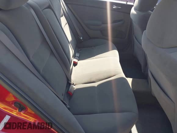 2007 Honda Accord LX SE с VIN 1HGCM55337A148649, выставлен на аукционе IAAI как лот 42219649 с пробегом 233 571 миль миль и . История ставок и продаж доступна на DreamBid. Изображение 8.