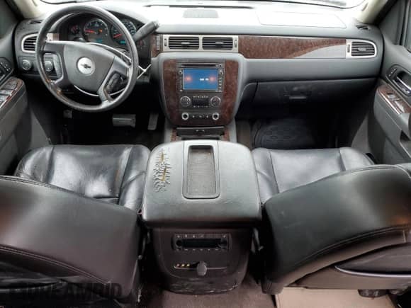 2011 Chevrolet Tahoe LTZ with VIN 1GNSKCE05BR254175, listed as a Copart auction lot 80693645 with 265,816 mi miles and Salvage title. Bid and sale history available at DreamBid. Image 8.