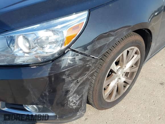 2014 Chevrolet Malibu LTZ with VIN 1G11H5SL2EF160573, listed as a IAAI auction lot 42982271 with 269,496 mi miles and . Bid and sale history available at DreamBid. Image 6.