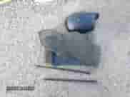 2005 GMC Sierra 1500 SLE z VIN 2GTEC19V051217013, wystawiony jako IAAI lot #41135916 z przebiegiem 240 000 mil mil oraz . Historia ofert i sprzedaży dostępna na DreamBid. Obrazek 12.