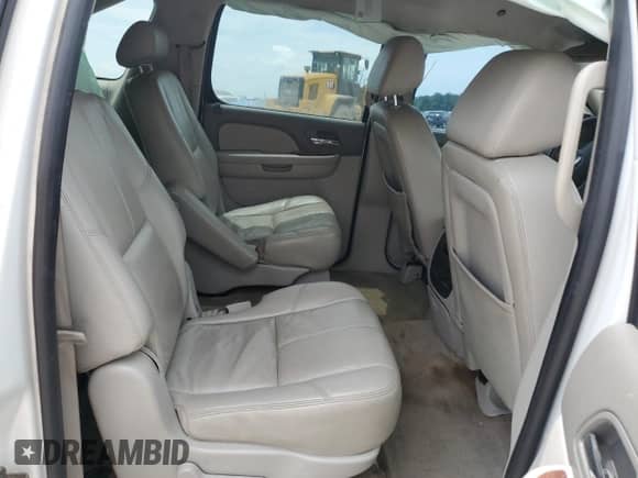2009 Chevrolet Suburban 2LT с VIN 1GNFK26319R251823, выставлен на аукционе Copart как лот 57754115 с пробегом 264 779 миль миль и Чистый • Clean title. История ставок и продаж доступна на DreamBid. Изображение 11.