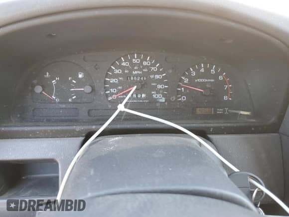 1995 Nissan Pathfinder LE с VIN JN8HD17S6SW067078, выставлен на аукционе Copart как лот 51982905 с пробегом 189 248 миль миль и Списание • Salvage title. История ставок и продаж доступна на DreamBid. Изображение 9.