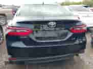 2023 Toyota Camry LE z VIN 4T1R11AK7PU130043, wystawiony jako IAAI lot #43289865 z przebiegiem 24 472 mil mil oraz . Historia ofert i sprzedaży dostępna na DreamBid. Obrazek 17.