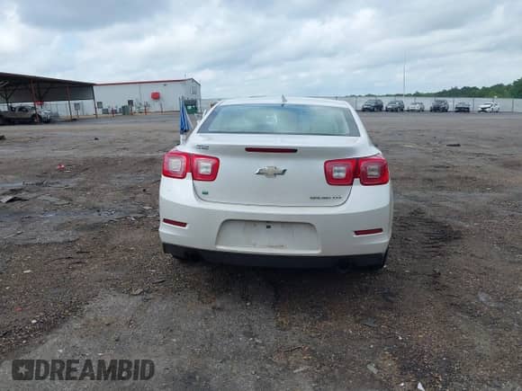 2015 Chevrolet Malibu LTZ with VIN 1G11F5SL0FF220857, listed as a IAAI auction lot 42107647 with 143,330 mi miles and . Bid and sale history available at DreamBid. Image 16.