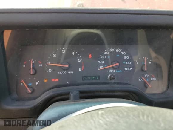 2003 Jeep Wrangler X z VIN 1J4FA39S33P308881, wystawiony jako Copart lot #69323655 z przebiegiem 264 257 mil mil oraz Szkoda całkowita • Salvage title. Historia ofert i sprzedaży dostępna na DreamBid. Obrazek 9.