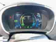 2017 Chevrolet Volt LT z VIN 1G1RC6S58HU138828, wystawiony jako Copart lot #85201725 z przebiegiem 154 663 mil mil oraz Czysty tytuł • Clean title. Historia ofert i sprzedaży dostępna na DreamBid. Obrazek 8.
