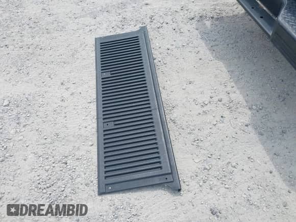 1996 Dodge Dakota with VIN 1B7GL23X2TS583075, listed as a IAAI auction lot 42049233 with 144,020 mi miles and . Bid and sale history available at DreamBid. Image 12.