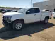 2021 Chevrolet Colorado 2WD Work Truck z VIN 1GCHSBEA1M1136714, wystawiony jako Copart lot #70632885 z przebiegiem 123 872 mil mil oraz Szkoda całkowita • Salvage title. Historia ofert i sprzedaży dostępna na DreamBid. Obrazek 1.