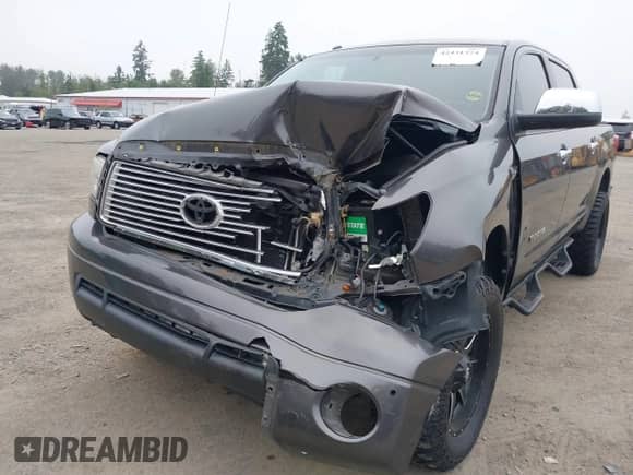 2013 Toyota Tundra Limited с VIN 5TFHW5F16DX289624, выставлен на аукционе IAAI как лот 42431374 с пробегом 115 432 миль миль и . История ставок и продаж доступна на DreamBid. Изображение 6.