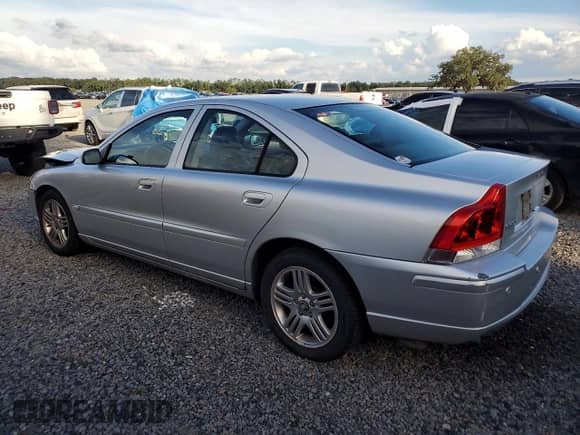2006 Volvo S60 2.5L Turbo с VIN YV1RS592662557005, выставлен на аукционе Copart как лот 70754265 с пробегом 146 974 миль миль и Списание • Salvage title. История ставок и продаж доступна на DreamBid. Изображение 2.