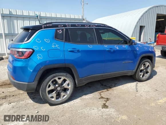 2019 Jeep Compass Limited with VIN 3C4NJDCB4KT842921, listed as a Copart auction lot 66901385 with 71,775 mi miles and Salvage title. Bid and sale history available at DreamBid. Image 3.