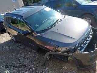 2022 Jeep Compass Latitude с VIN 3C4NJDBB5NT231057, выставлен на аукционе IAAI как лот 42638855 с пробегом 14 026 миль миль и . История ставок и продаж доступна на DreamBid. Изображение 1.