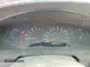 2001 Toyota Tundra Limited z VIN 5TBBT48181S165094, wystawiony jako Copart lot #55515765 z przebiegiem 264 859 mil mil oraz Czysty tytuł • Clean title. Historia ofert i sprzedaży dostępna na DreamBid. Obrazek 9.