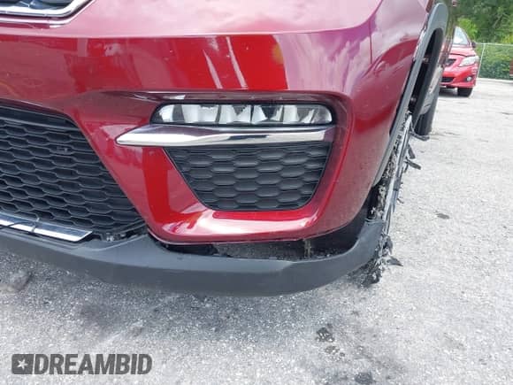 2024 Jeep Grand Cherokee with VIN 1C4RJYB68RC124856, listed as a IAAI auction lot 43199898 with 27,864 mi miles and . Bid and sale history available at DreamBid. Image 20.