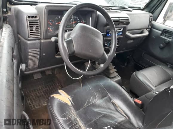 2001 Jeep Wrangler SE with VIN 1J4FA29P41P328835, listed as a Copart auction lot 68713745 with 274,578 mi miles and Clean title. Bid and sale history available at DreamBid. Image 8.