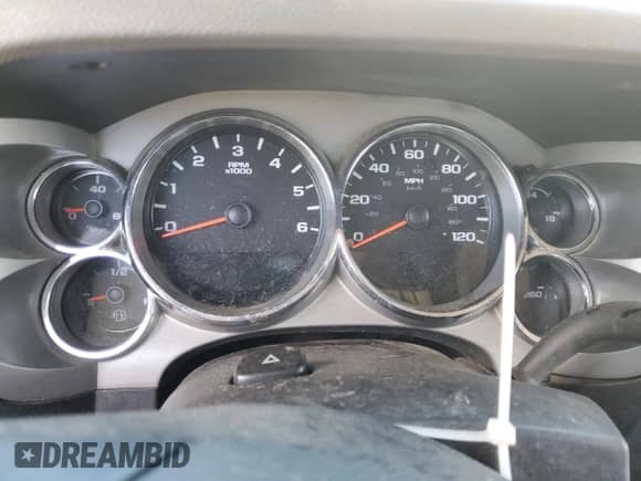 2011 Chevrolet Silverado 3500HD DRW Work Truck с VIN 1GC4KZCGXBF115388, выставлен на аукционе Copart как лот 65151985 с пробегом Не указан миль и Списание • Salvage title. История ставок и продаж доступна на DreamBid. Изображение 9.