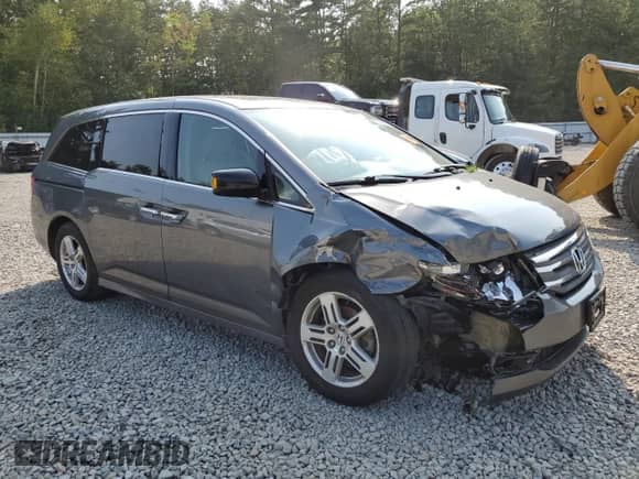 2013 Honda Odyssey Touring с VIN 5FNRL5H98DB018851, выставлен на аукционе Copart как лот 67395825 с пробегом 110 129 миль миль и Списание • Salvage title. История ставок и продаж доступна на DreamBid. Изображение 4.