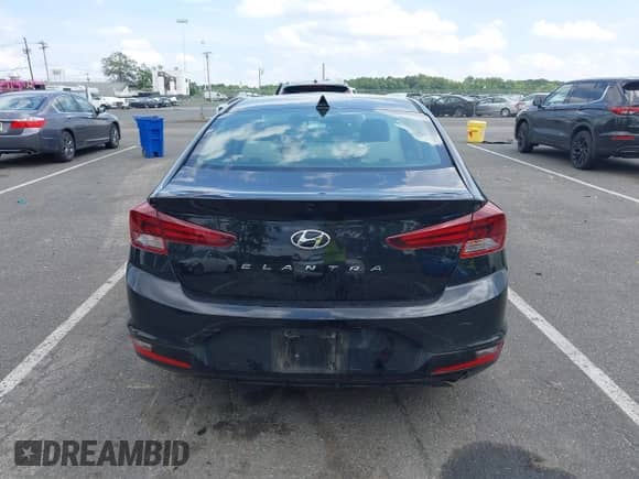 2020 Hyundai Elantra SEL с VIN 5NPD84LF8LH624511, выставлен на аукционе IAAI как лот 42763420 с пробегом 61 189 миль миль и . История ставок и продаж доступна на DreamBid. Изображение 16.