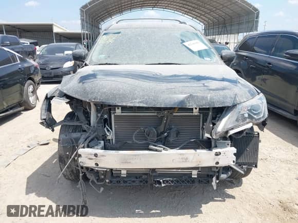 2020 Nissan Pathfinder S z VIN 5N1DR2AN0LC598957, wystawiony jako IAAI lot #42341559 z przebiegiem 34 189 mil mil oraz . Historia ofert i sprzedaży dostępna na DreamBid. Obrazek 13.