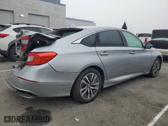 2018 Honda Accord EX-L z VIN 1HGCV3F56JA001959, wystawiony jako Copart lot #84534555 z przebiegiem 216 180 mil mil oraz Szkoda całkowita • Salvage title. Historia ofert i sprzedaży dostępna na DreamBid. Obrazek 3.