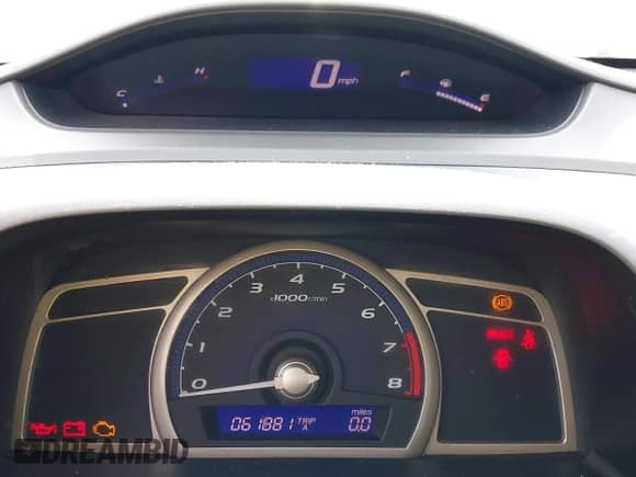 2010 Honda Civic с VIN 19XFA1E37AE011120, выставлен на аукционе IAAI как лот 42123347 с пробегом 61 881 миль миль и . История ставок и продаж доступна на DreamBid. Изображение 7.