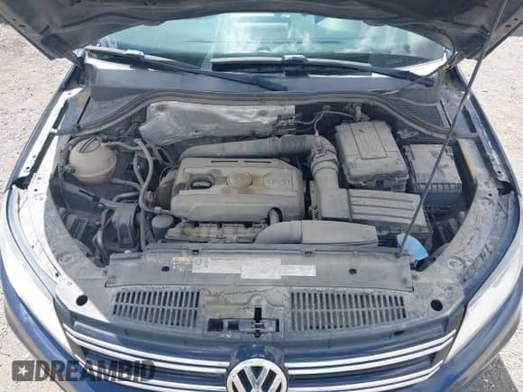 2013 Volkswagen Tiguan SE z VIN WVGAV3AX1DW560501, wystawiony jako IAAI lot #42287579 z przebiegiem 180 367 mil mil oraz . Historia ofert i sprzedaży dostępna na DreamBid. Obrazek 10.