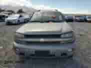 2002 Chevrolet TrailBlazer EXT LT with VIN 1GNET16S526135834, listed as a Copart auction lot 68594155 with 199,953 mi miles and Salvage title. Bid and sale history available at DreamBid. Image 5.