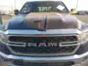 2022 Ram 1500 Big Horn z VIN 1C6RREMT1NN261444, wystawiony jako IAAI lot #41811390 z przebiegiem 68 383 mil mil oraz . Historia ofert i sprzedaży dostępna na DreamBid. Obrazek 6.